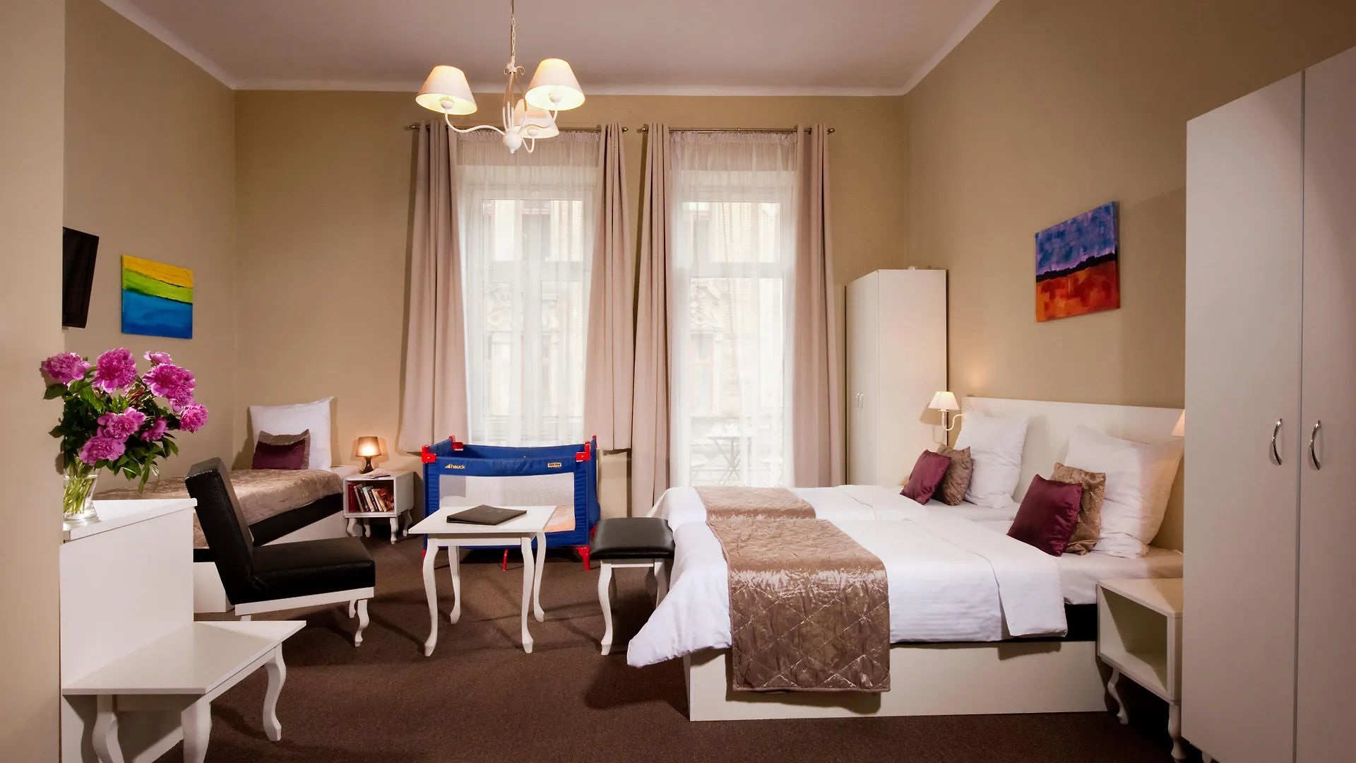 Leone Aparthotel Krasków