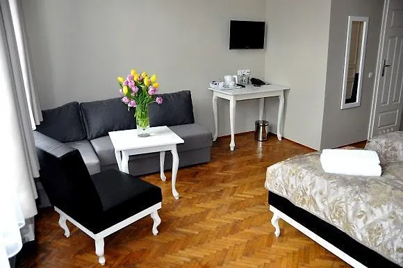 ***  Leone Aparthotel Krasków Πολωνία
