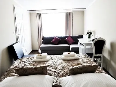 Leone Aparthotel Krasków